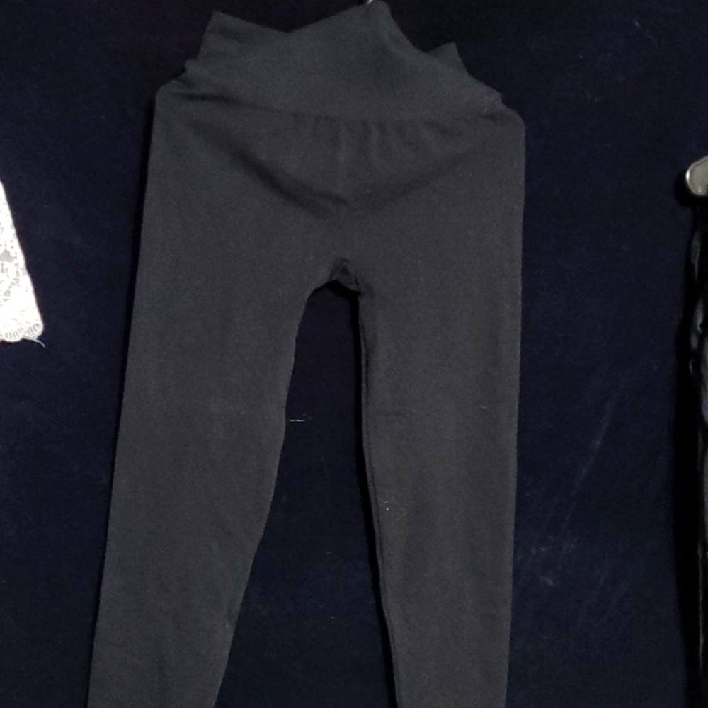 Black leggings